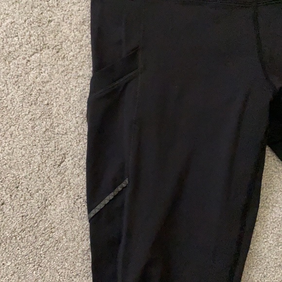 Lululemon Deep Pocket Capri - Picture 2 of 2